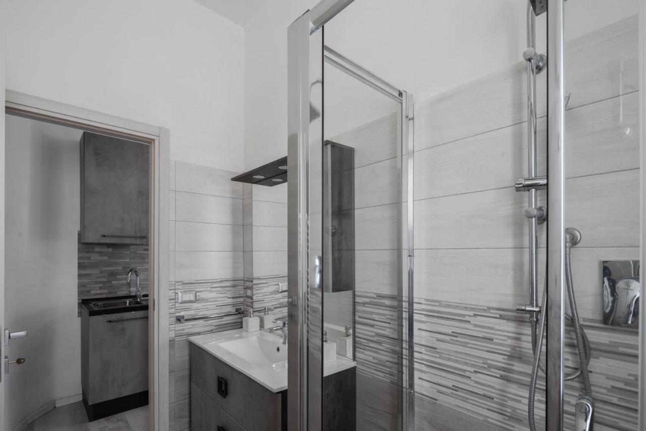 Per 4, Metro C Alessandrino, Wi-fi, A/c Apartment