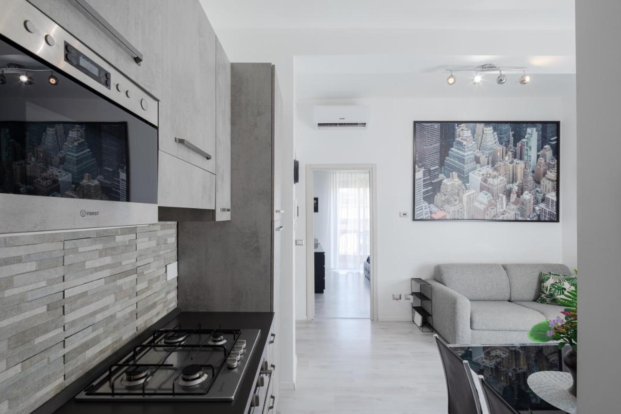 Apartment Per 4, Metro C Alessandrino, Wi-fi, A/c