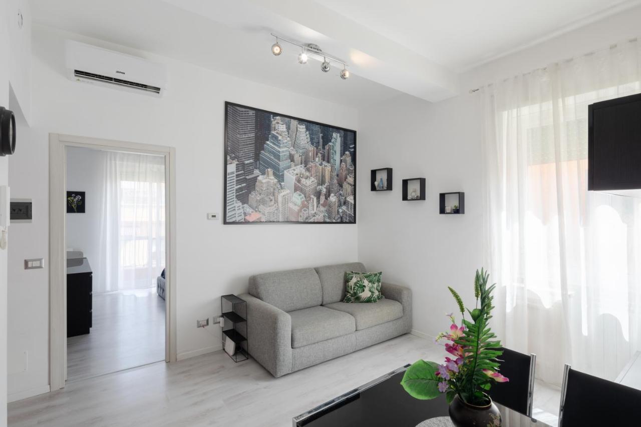 Per 4, Metro C Alessandrino, Wi-fi, A/c Apartment Rom